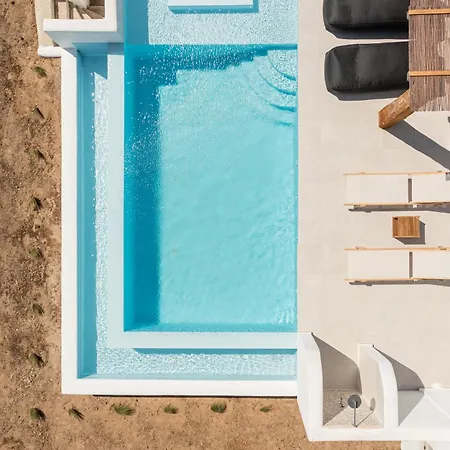 Вилла Plaka Riviera